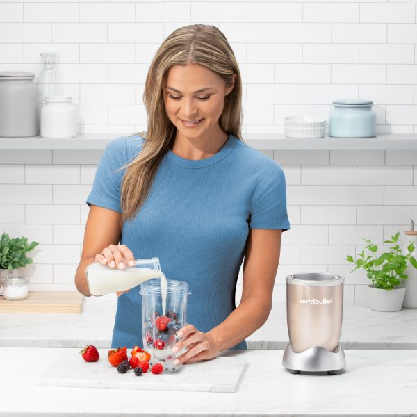 Nutribullet 900 Watts 5 Piezas Color Champagne - Imagen 5