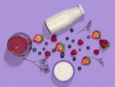 Recipe_Triple-Berry-Smoothie_3000x2000 (1)